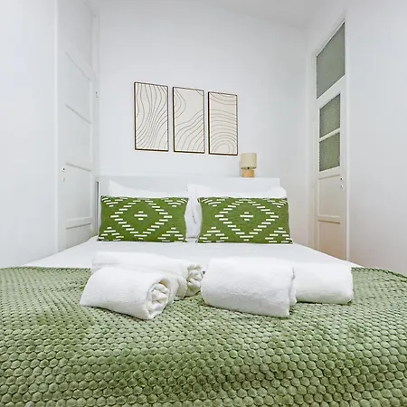 アパート Portucale ! Cosy 2 Bedroom Campo Ourique