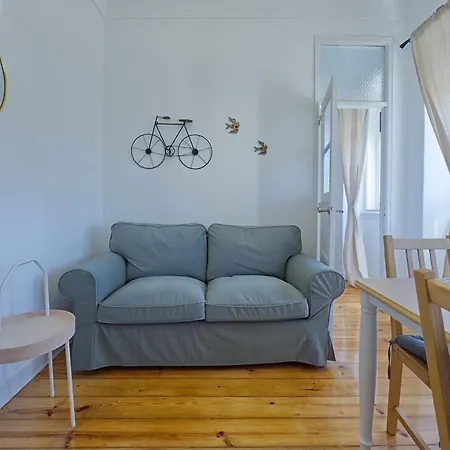 Portucale ! Cosy 2 Bedroom Campo Ourique アパート リスボン